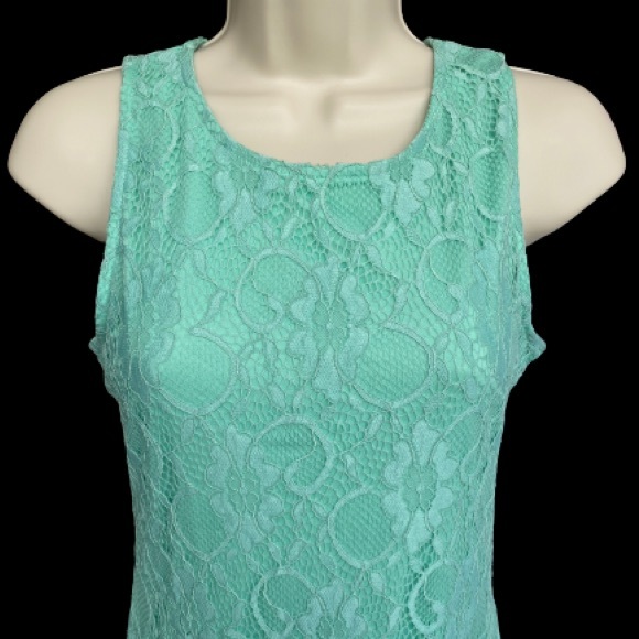 Mint Green Lace Sleeveless Dress- Size Medium - Picture 2 of 6